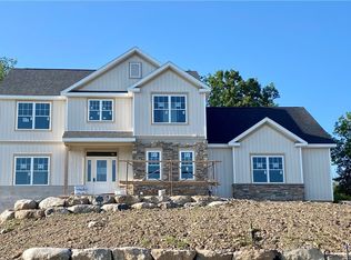 4429 Winding Creek Rd, Manlius, NY 13104