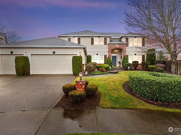 2nd image of 4307 39th Street Ct NE