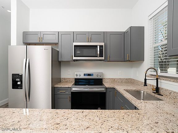 4th image of 615 Cultural Park Blvd S