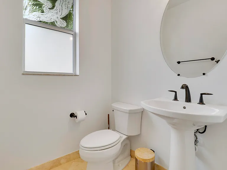 236 Carina Dr — Photo 37