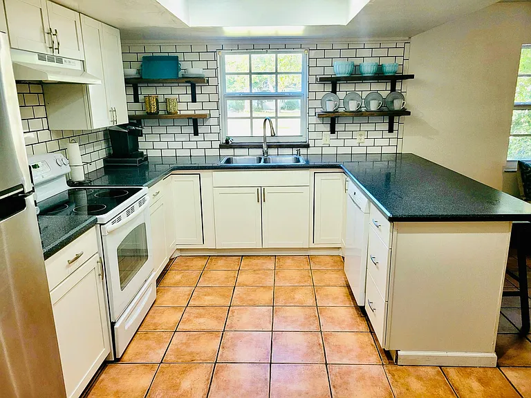 4904 Bethel Creek Dr #4 — Photo 5