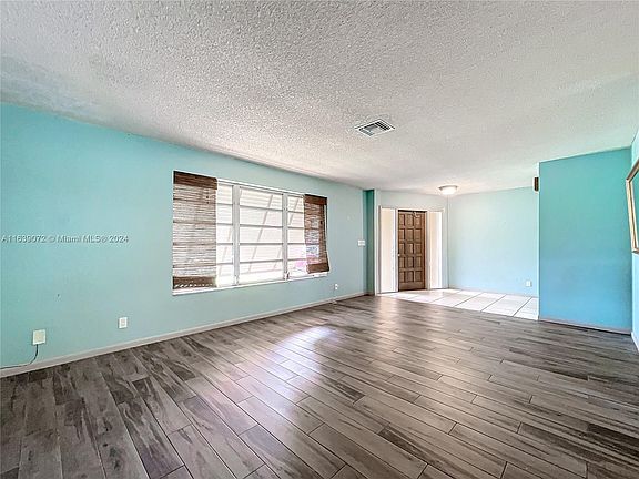 3rd image of 5130 SW 91st Ave