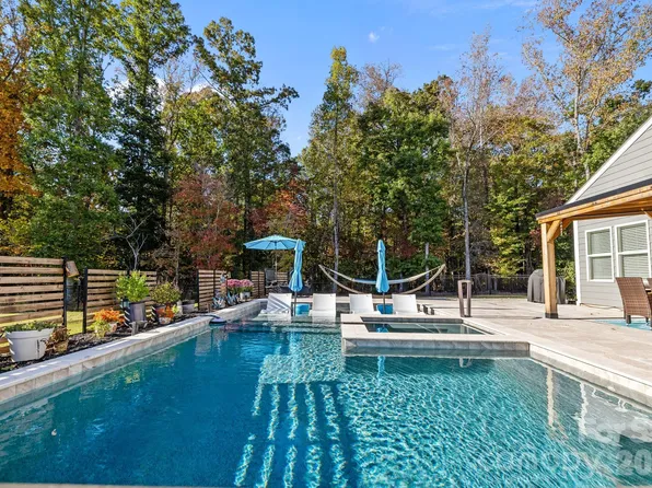 1512 Trevino Way, Waxhaw, NC 28173