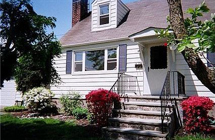 1st image of 81 White Plains Ave