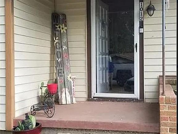 2nd image of 1012 E Titus St