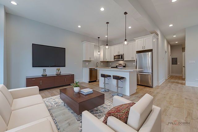 1st image of 1746 N California Ave #1
