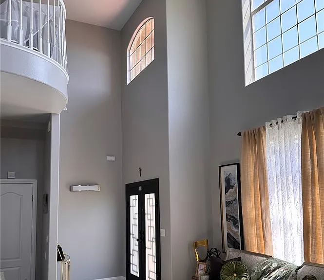 495 Woodbluff St — Photo 5