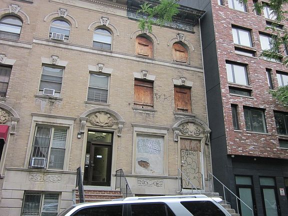 5th image of 541 W 159th St