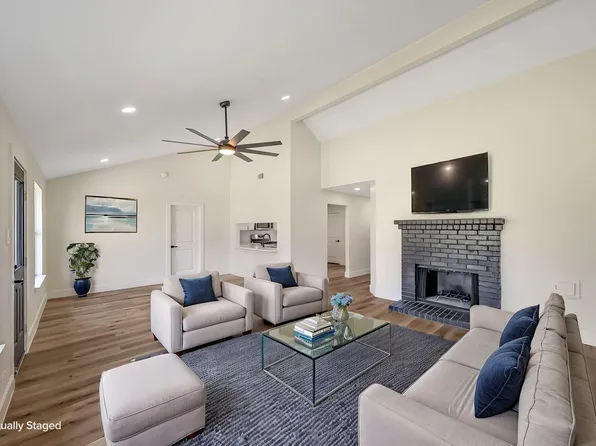 3807 Teakwood Dr, La Porte, TX 77571