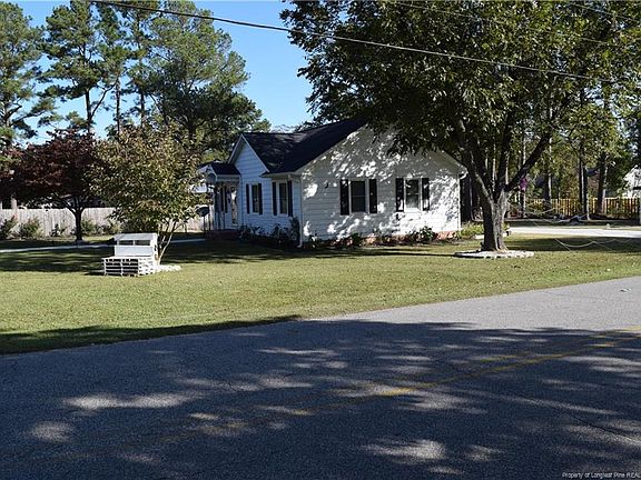 2nd image of 304 N Wright St