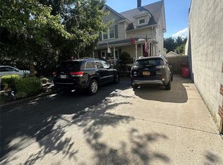 2094 Wantagh Ave, Wantagh, NY 11793