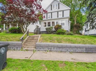 689 Kenmore Blvd, Akron, OH 44314