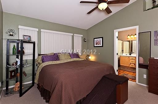 3rd image of 9672 Fox Forest Ave
