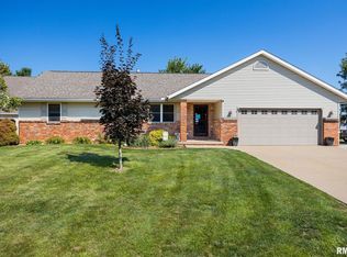 509 Elizabeth Fld, Metamora, IL 61548