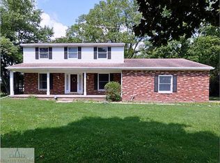 3169 E Round Lake Rd, Dewitt, MI 48820