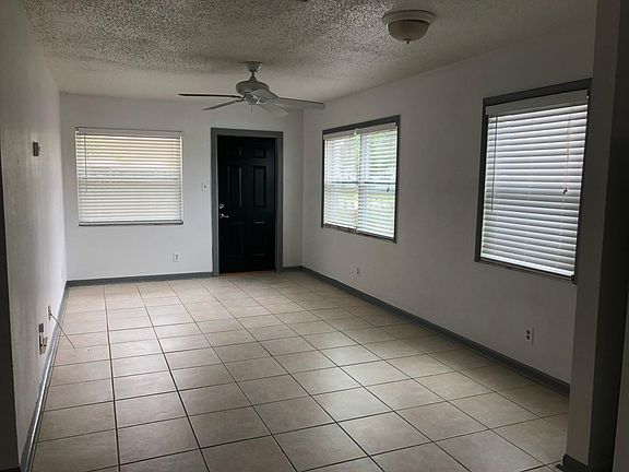 4th image of 619 90th Ave N #10