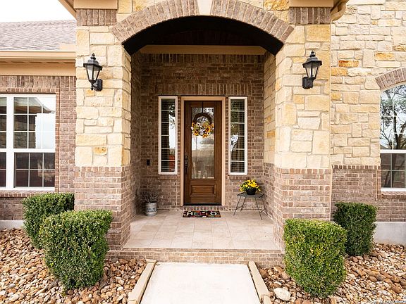 4th image of 198 LANTANA PATH
