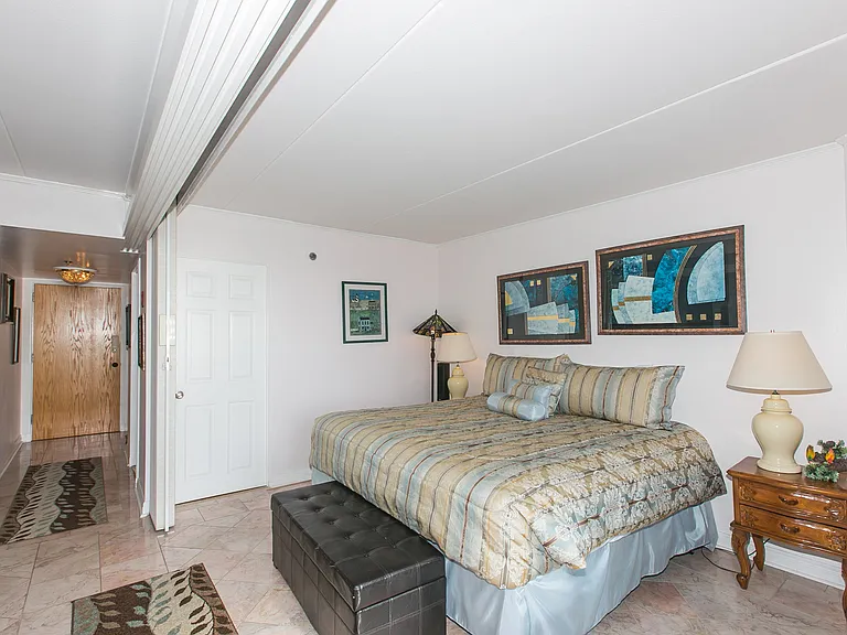 1777 Ala Moana Blvd #1010 — Photo 6