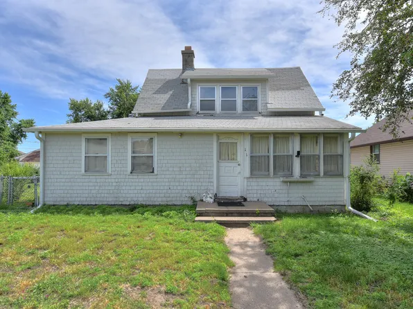 11 Carter Lake Clb, Carter Lake, IA 51510