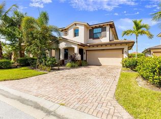1351 Kendari Ter, Naples, FL 34113