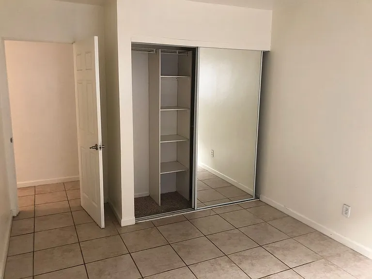 Beautiful Upgraded Studio apartment in the heart of Pacific Beach! — Photo 9