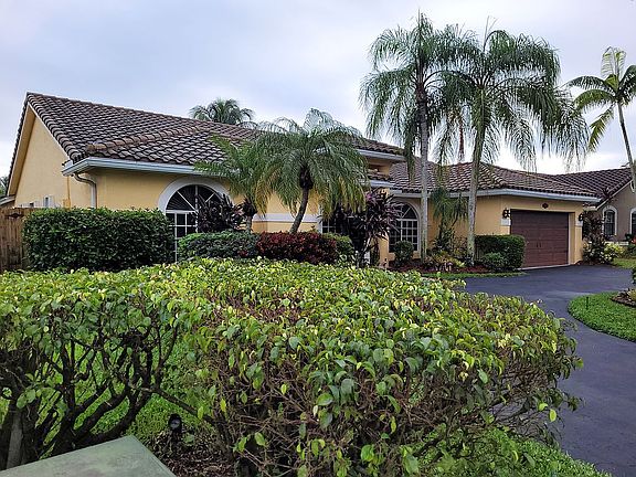 2nd image of 1160 NW 101st Way