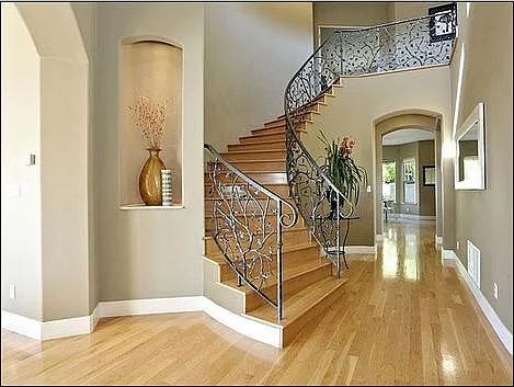 4 bed, 3324 sqft, $8,500 — Photo 2