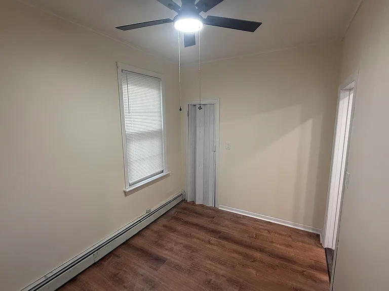40 E 4th St #2 — Photo 10