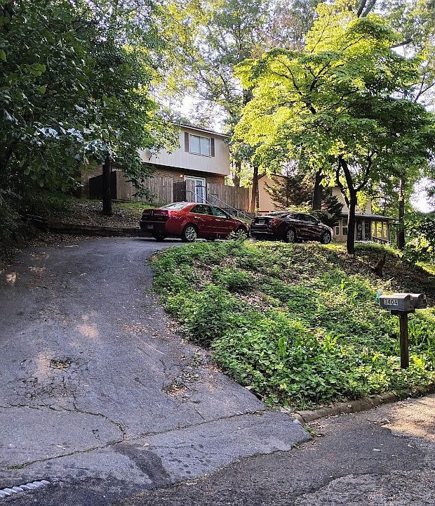 1st image of 3404A Birchwood Dr #A