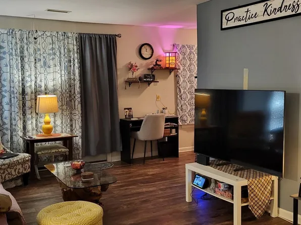 1520 Villa Ter Unit F, Charlottesville, VA 22903