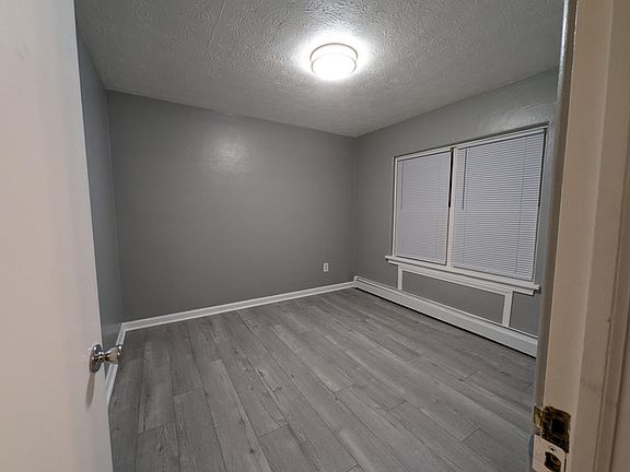 2nd image of 1310 E Mishawaka Ave #6