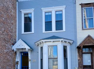 31 Union St, Hudson, NY 12534