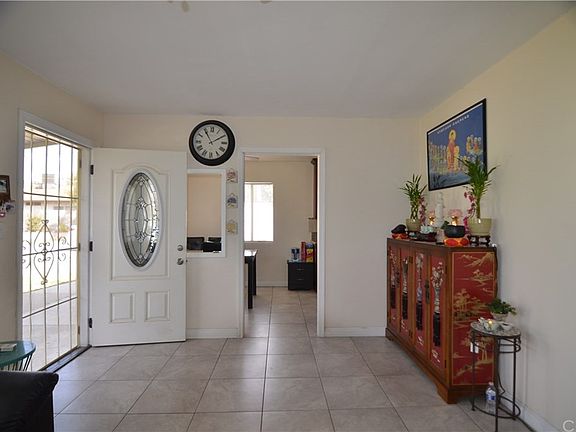 5th image of 1175 Gould St