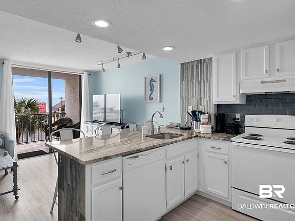 4th image of 1832 W Beach Blvd APT 305A