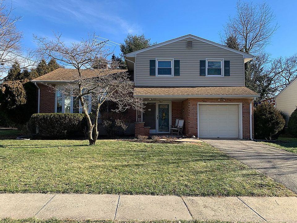 4 bedroom split level