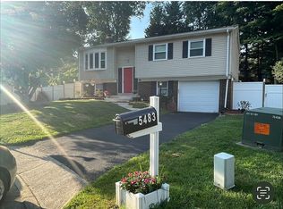 5483 Saddler Ln, Woodbridge, VA 22193