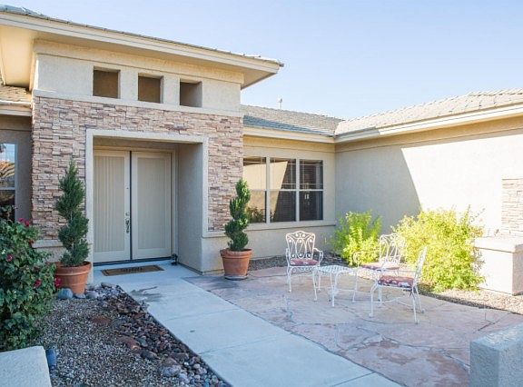 3rd image of 1478 S Miller Creek Pl