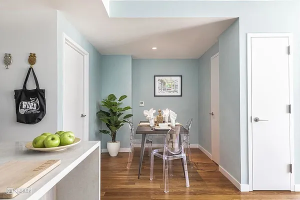 Rented by Corcoran | media 32