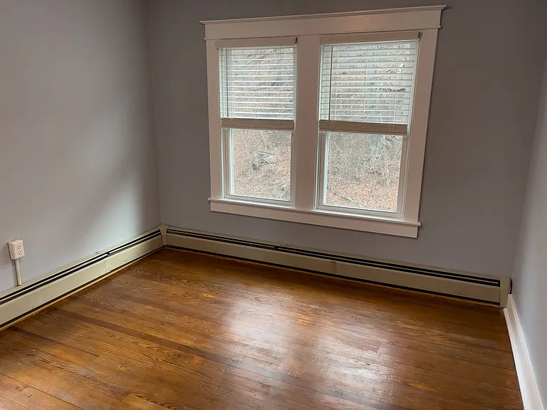 680 Fayette St — Photo 8