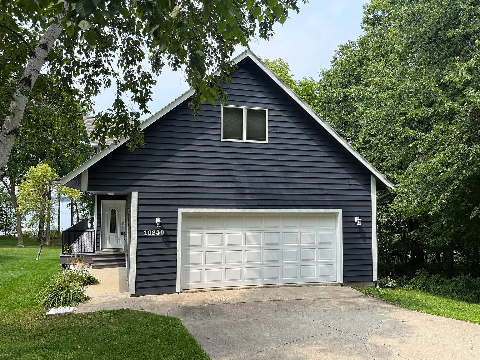 4 bed, 3324 sqft, $2,700 — Photo 4