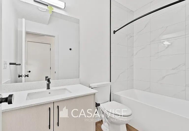 11323 106th St NW #4B — Photo 9