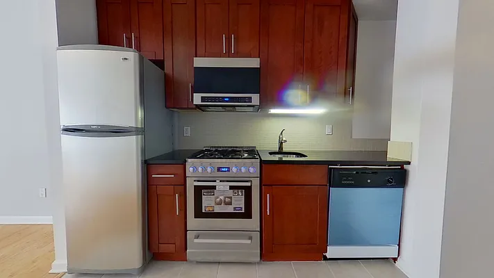 Rented by Compass | media 18