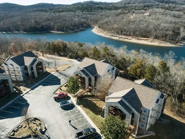 1 Woodpecker Ln APT 6, Branson, MO 65616