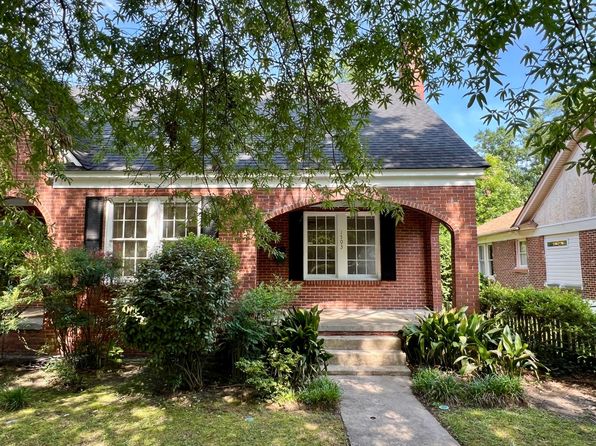 1503 Fairview Dr