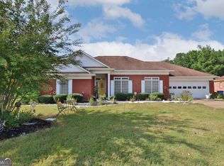 5547 Chatham Woods Dr, Columbus, GA 31907