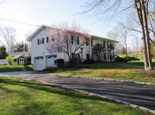 50 Fairway Dr, East Hanover, NJ 07936
