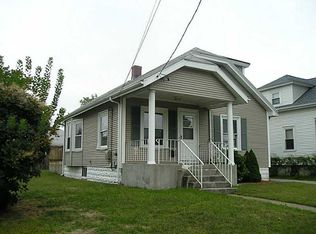 110 Crescent Rd, Pawtucket, RI 02861