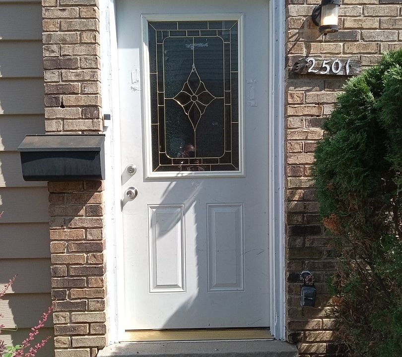1st image of 2501 Spruce St #2501