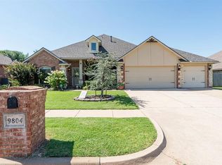 9804 SW 36th St, Yukon, OK 73099