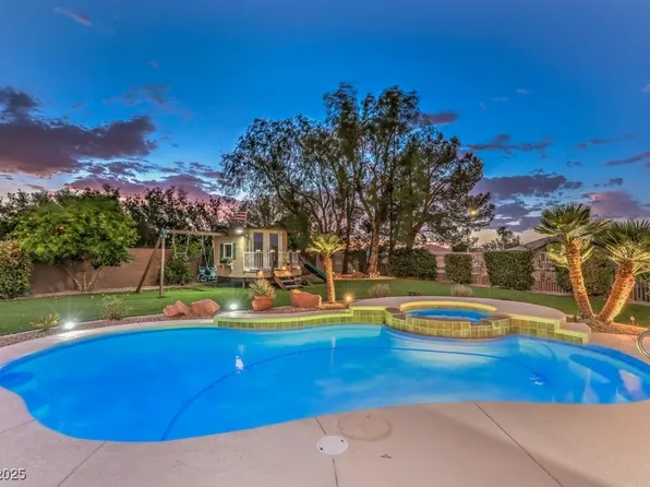 71 Fountainhead Cir, Henderson, NV 89052